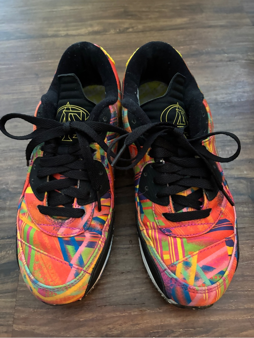 Men’s Nike Air Max 90 Latino Heritage Month Familia